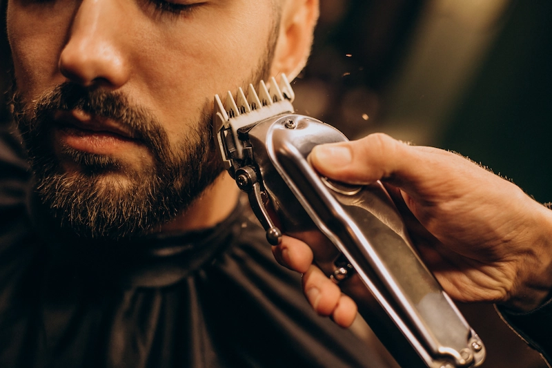 handsome-man-barbershop-shaving-beard 1 - BarberVegas | Las Vegas Barber – D sharpcut & ICONIC BARBERSHOP